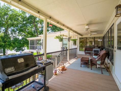 313 Meadowlakes Drive Meadowlakes TX 78654