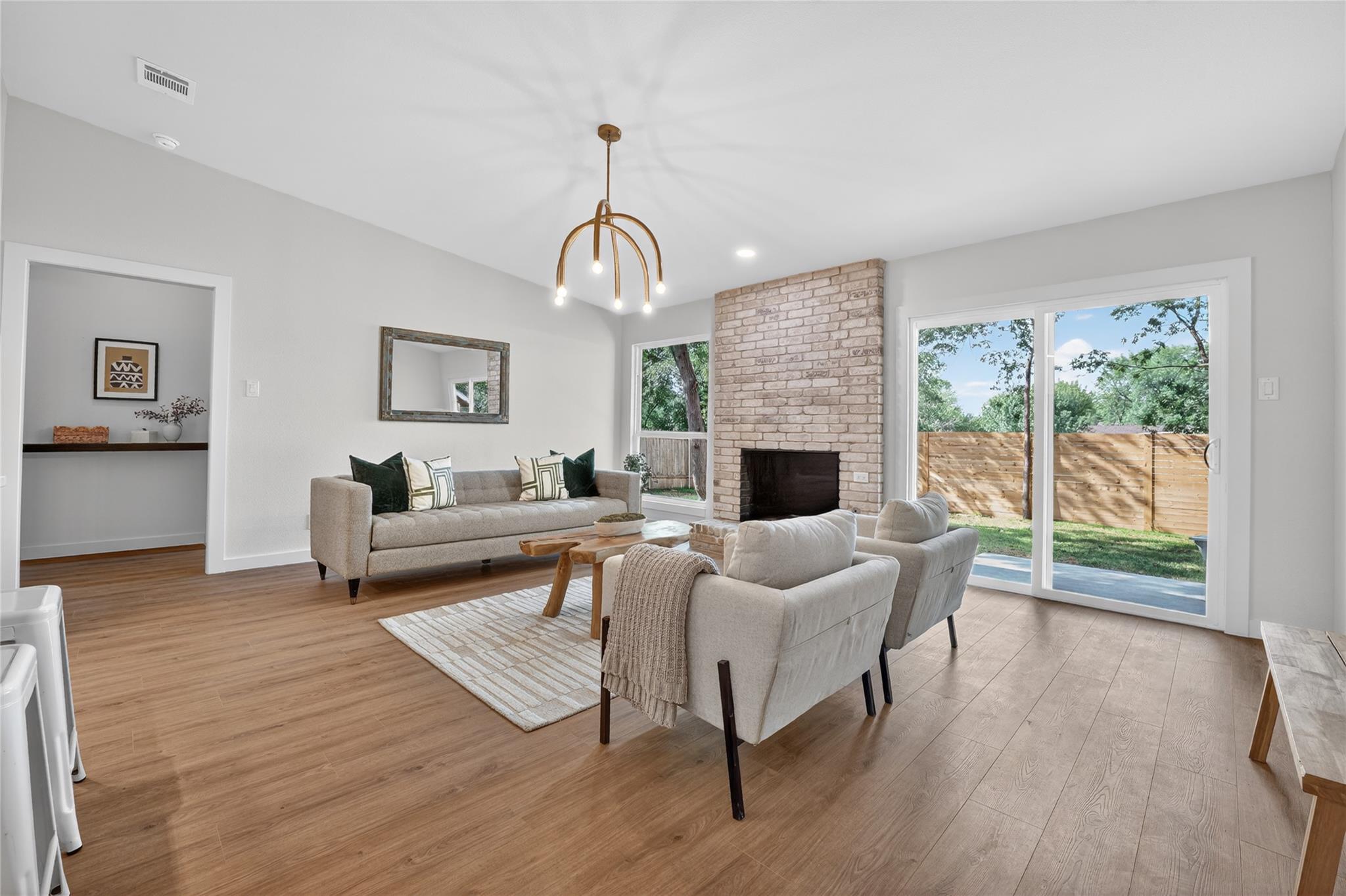 2412 Aldford Drive Austin TX 78745