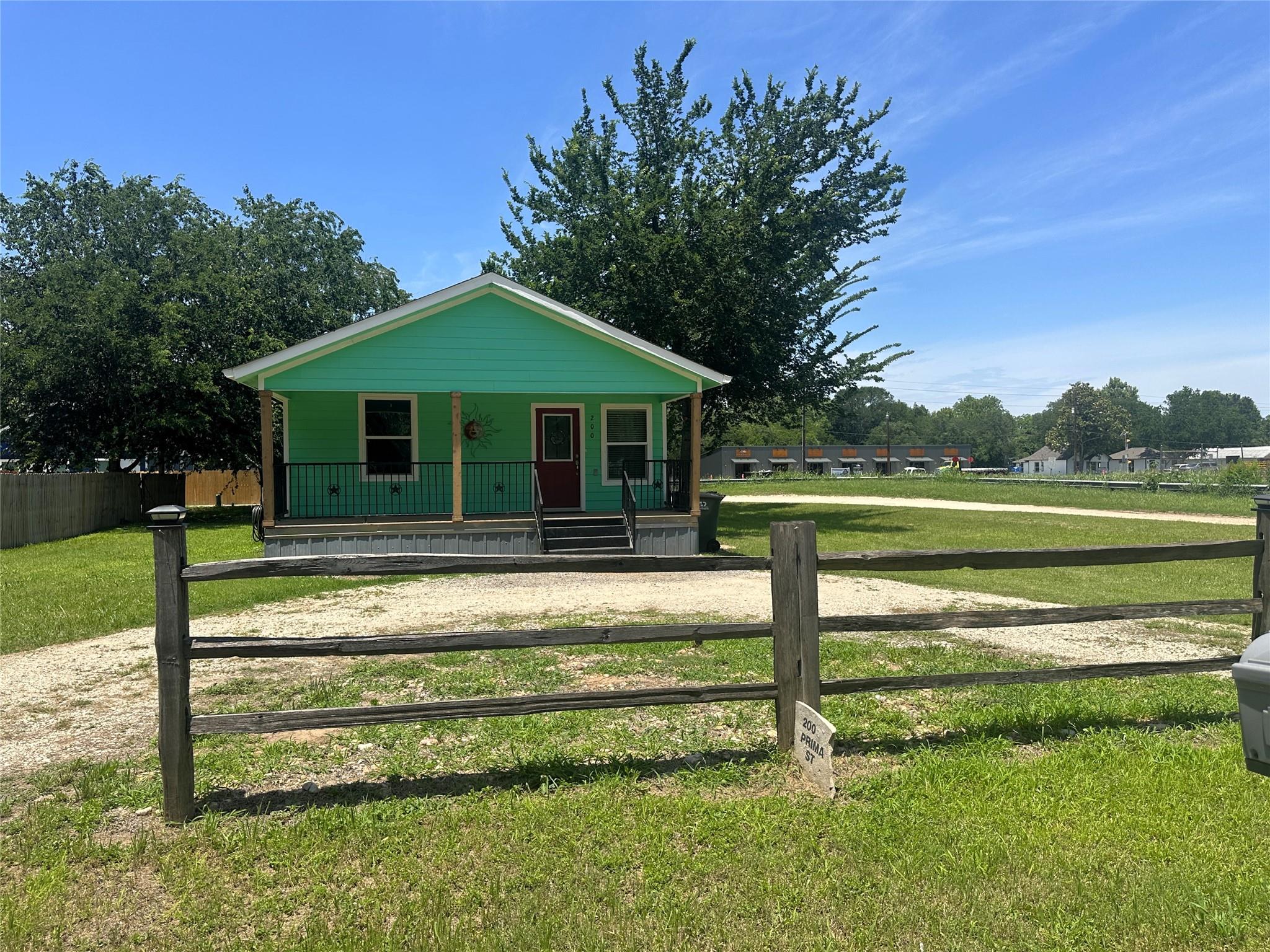 200 Prima Street Smithville TX 78957