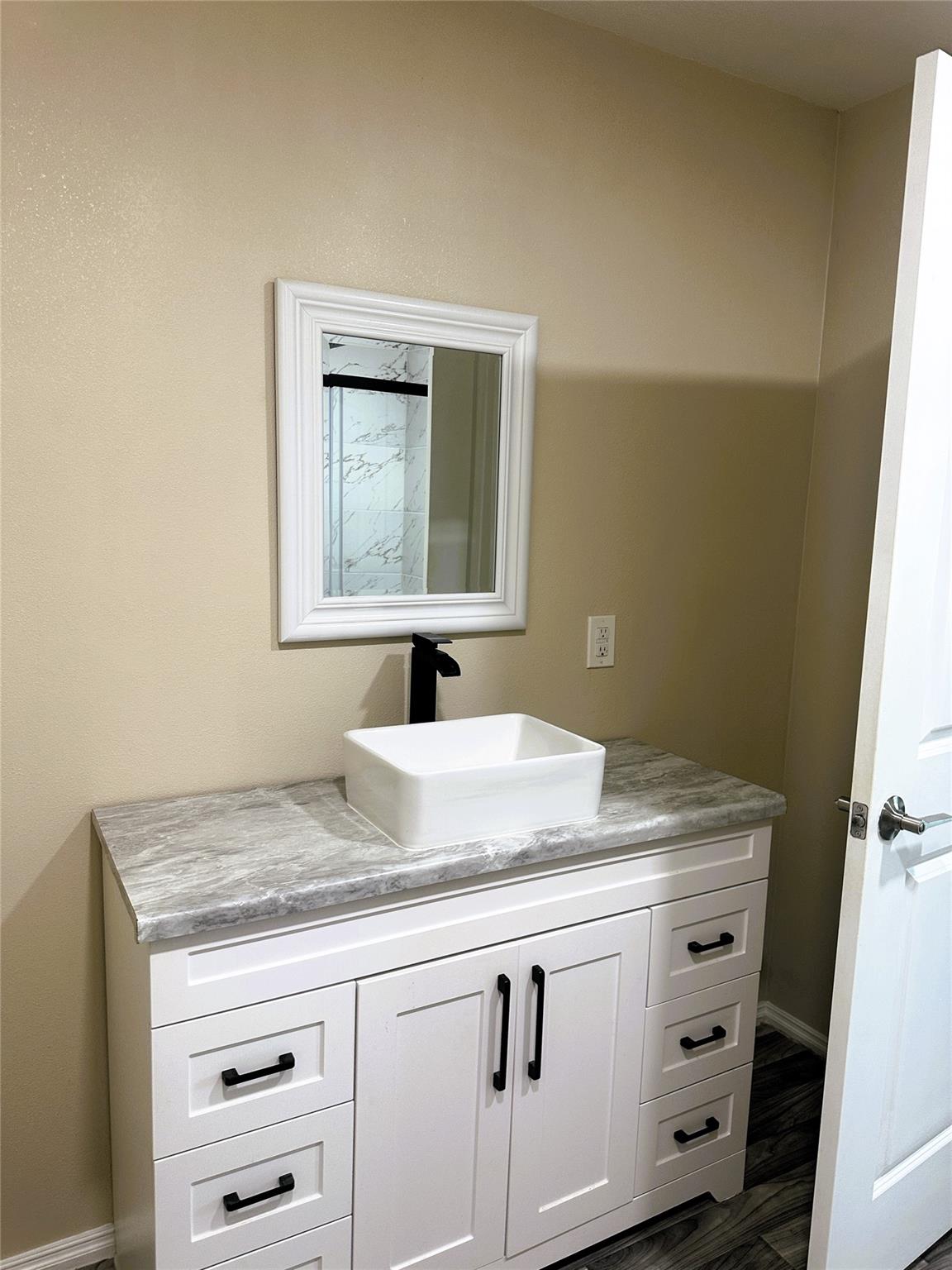 200 Prima Street Smithville TX 78957