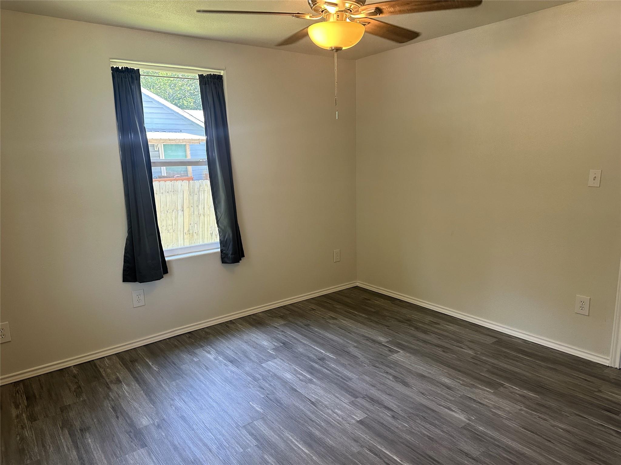 200 Prima Street Smithville TX 78957