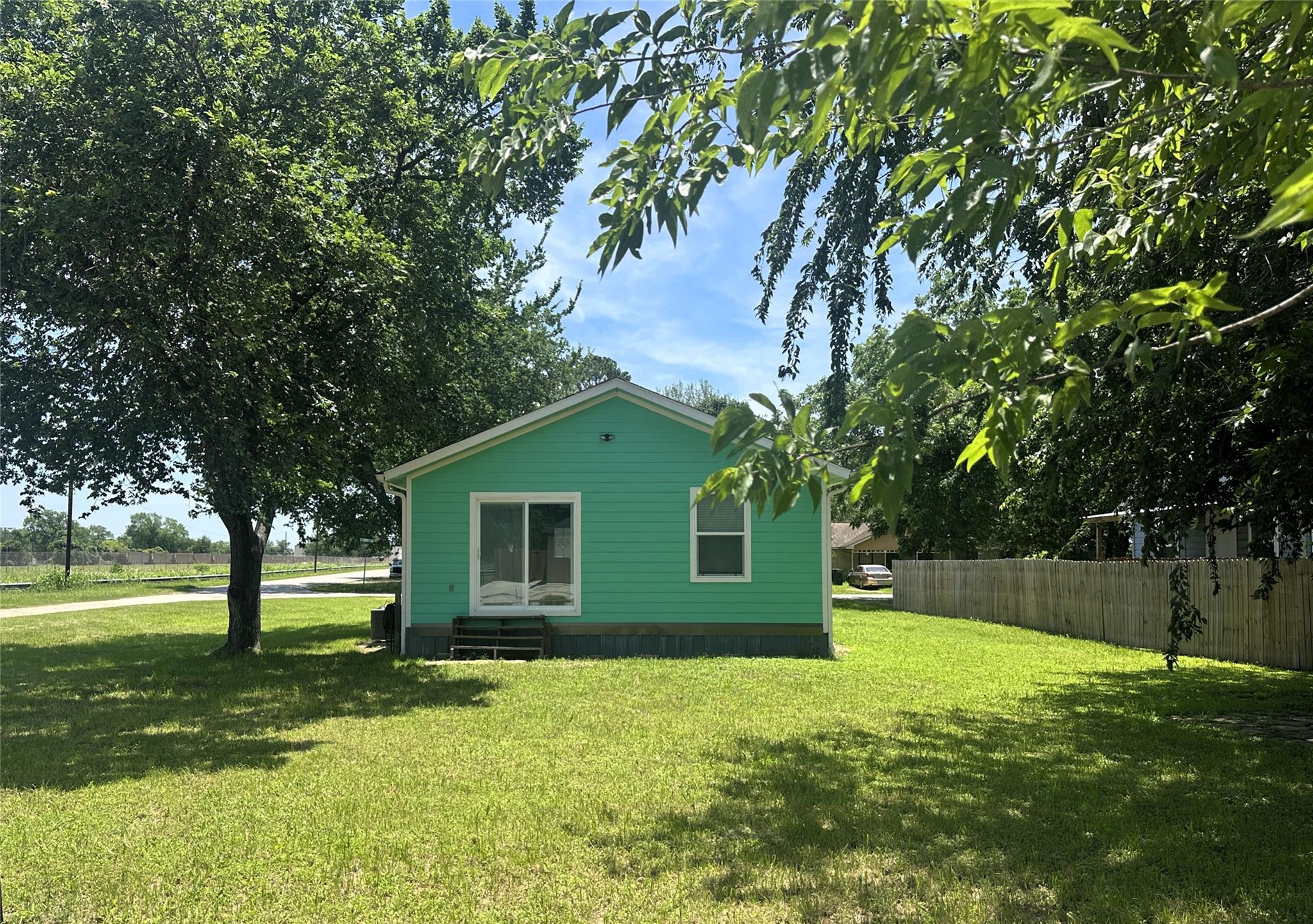 200 Prima Street Smithville TX 78957