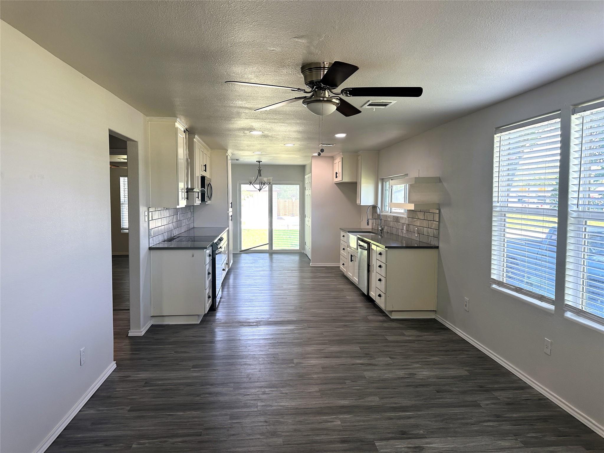 200 Prima Street Smithville TX 78957