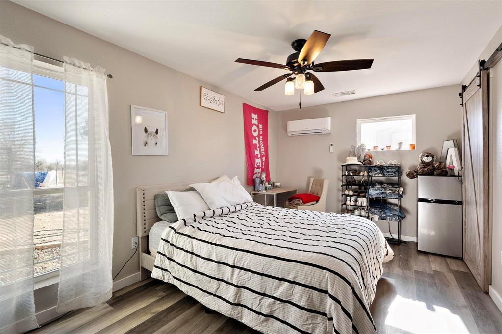 1105 County Road 422 Bartlett TX 76511
