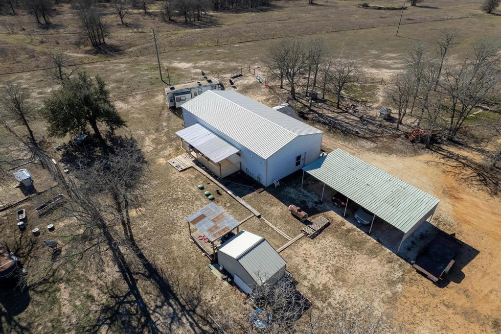 1105 County Road 422 Bartlett TX 76511