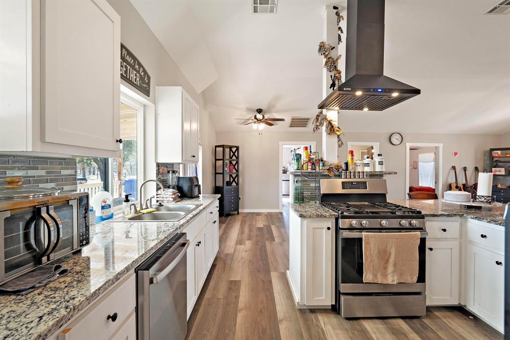 1105 County Road 422 Bartlett TX 76511