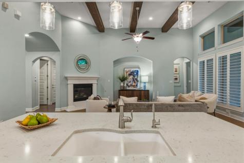 220 Mendocino Lane Austin TX 78737