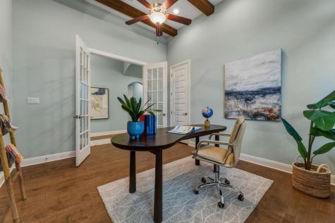 220 Mendocino Lane Austin TX 78737