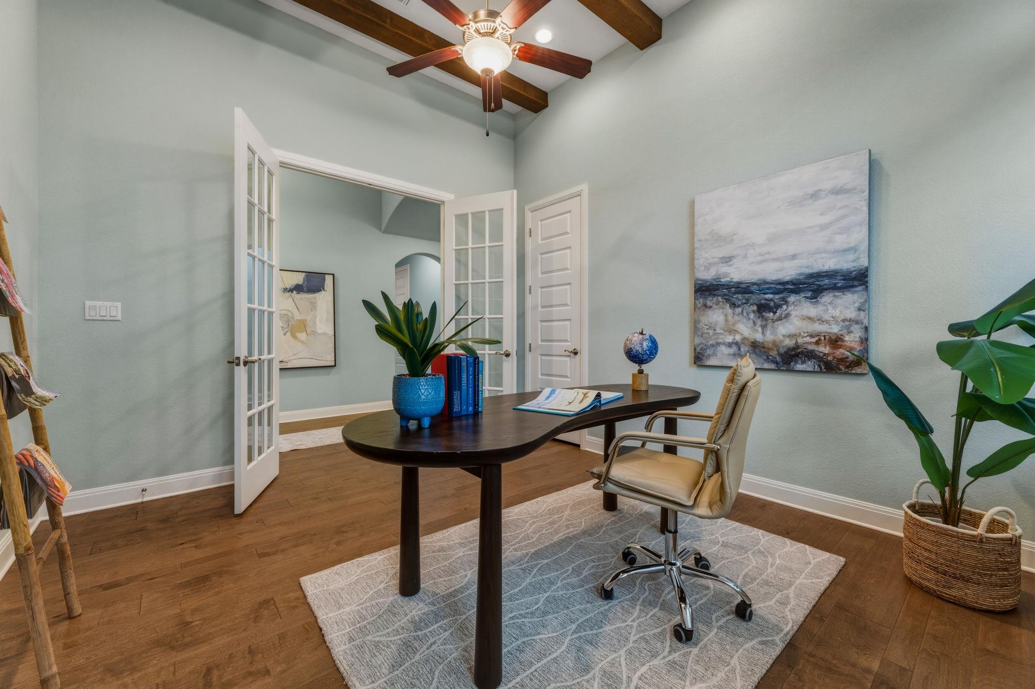 220 Mendocino Lane Austin TX 78737