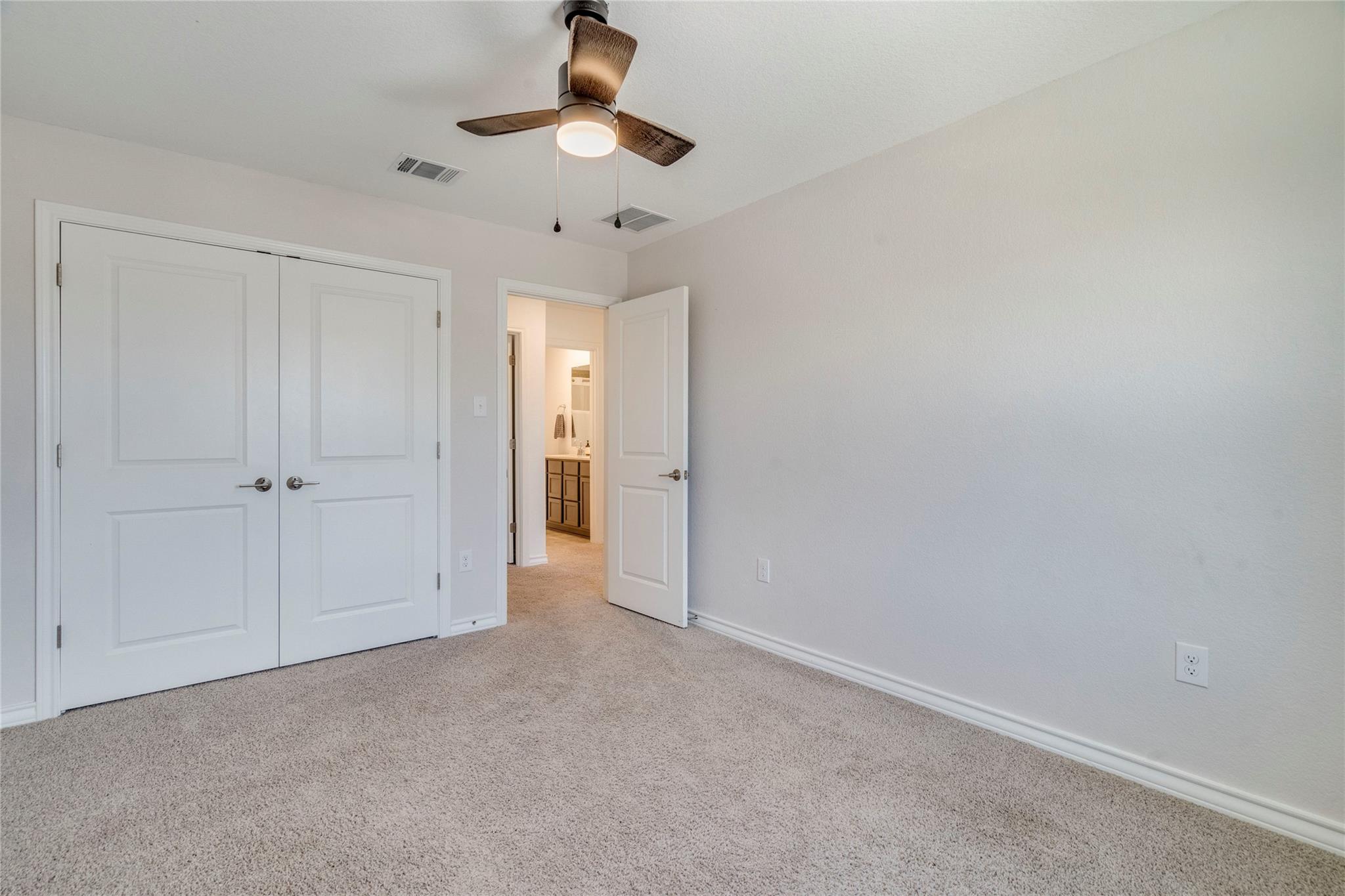 572 Pepperbark Loop Buda TX 78610
