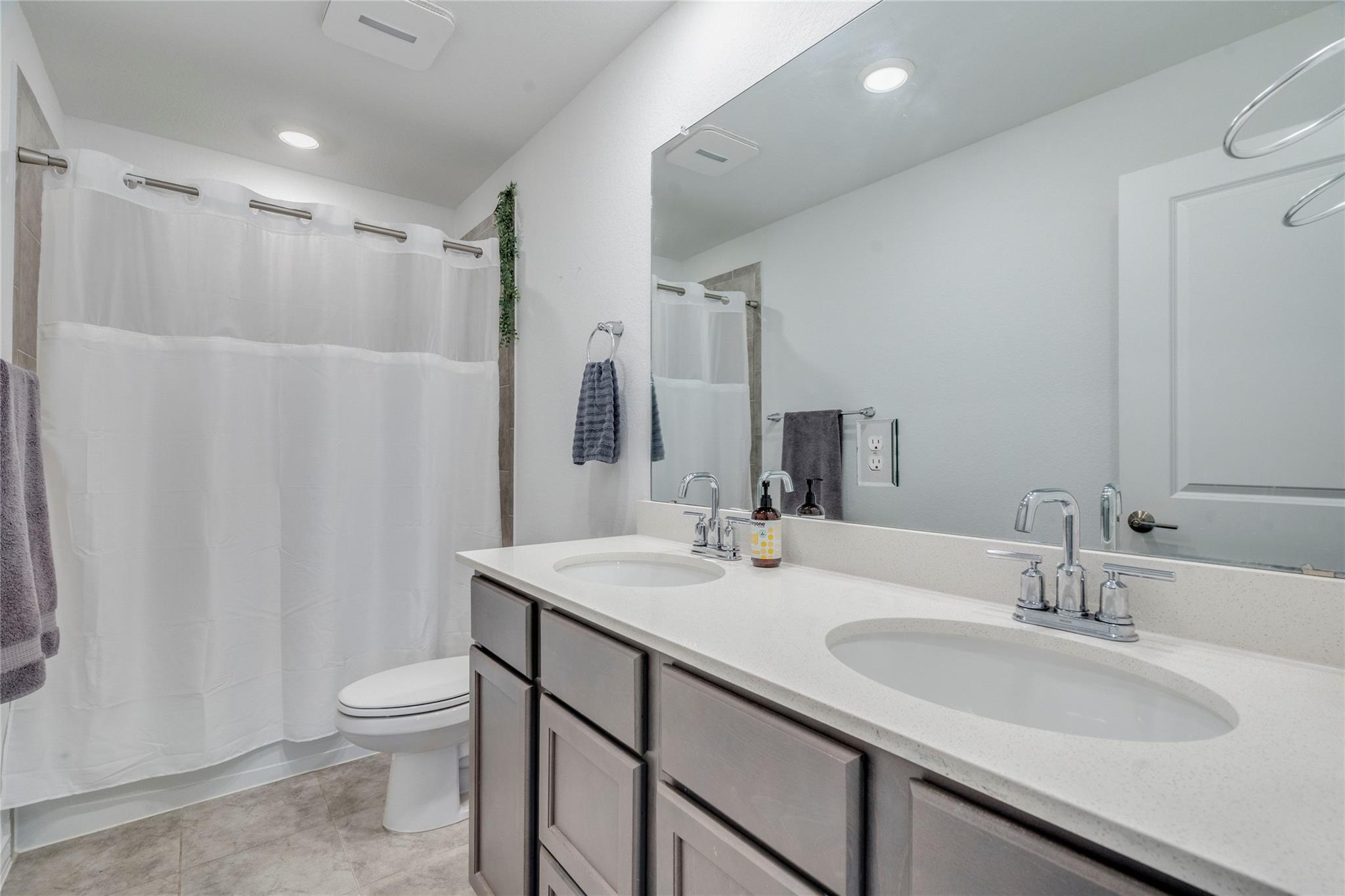 572 Pepperbark Loop Buda TX 78610