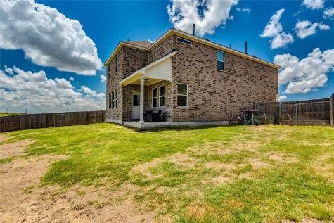 572 Pepperbark Loop Buda TX 78610