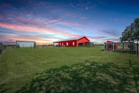 1745 County Road 103 Paige TX 78659