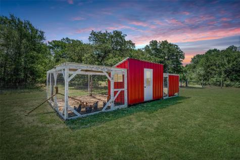1745 County Road 103 Paige TX 78659