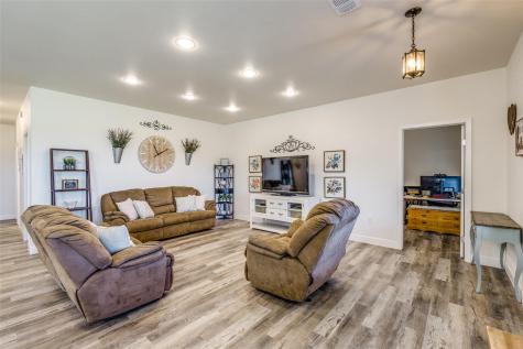 1745 County Road 103 Paige TX 78659