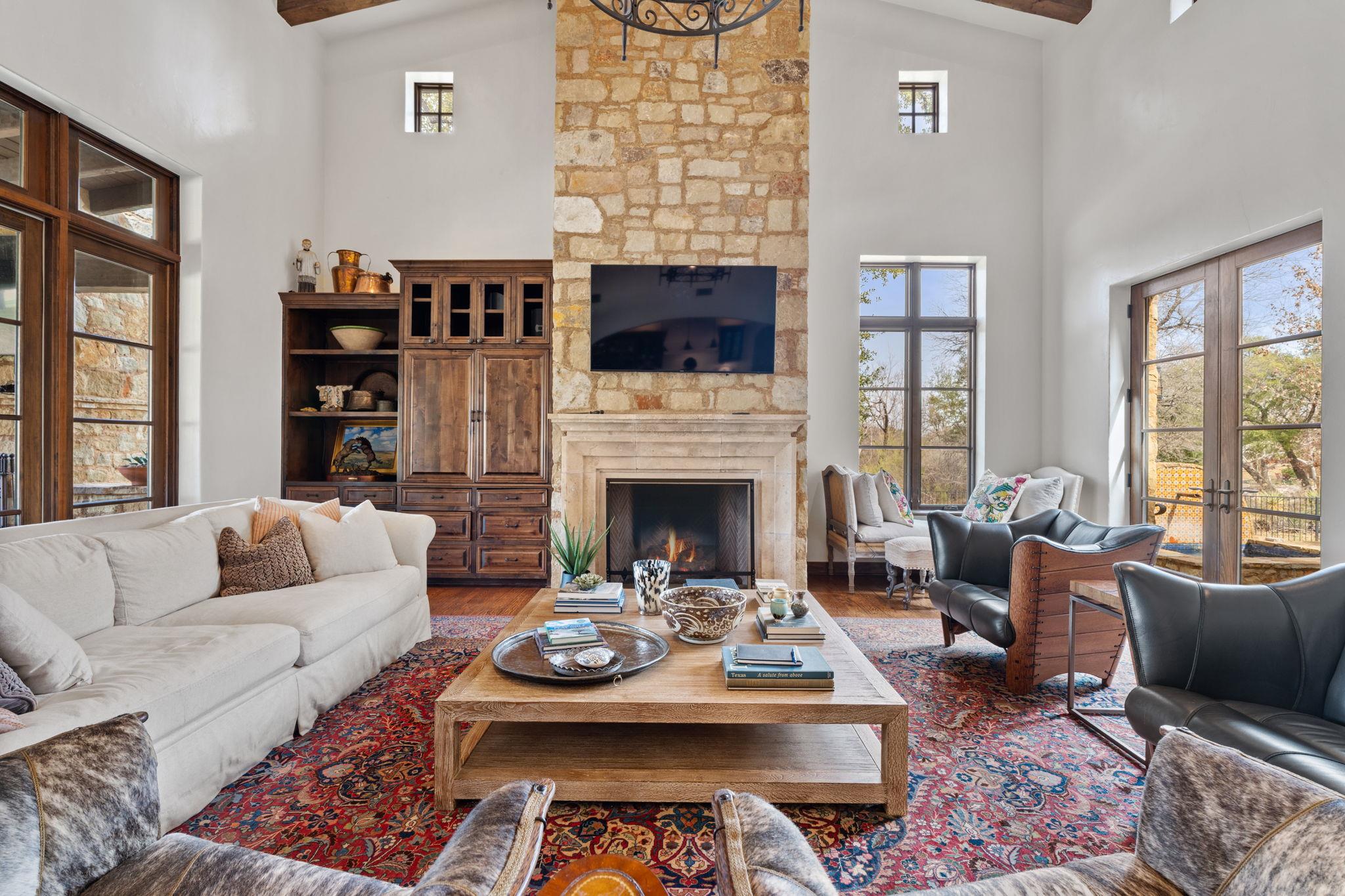 119 Plaza Escondido Horseshoe Bay TX 78657