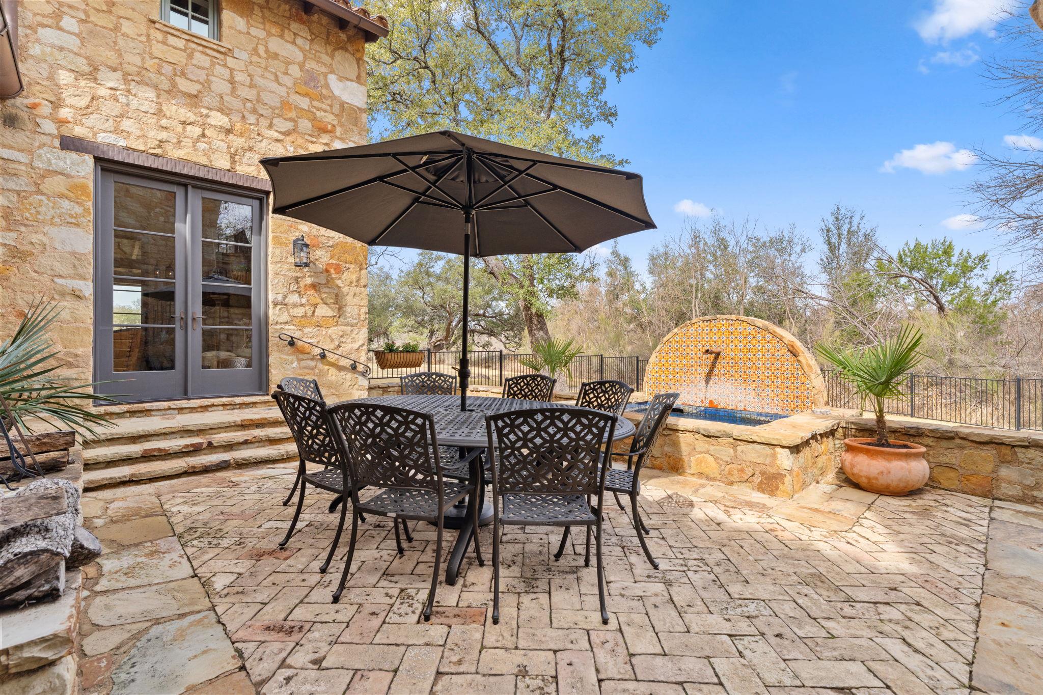 119 Plaza Escondido Horseshoe Bay TX 78657
