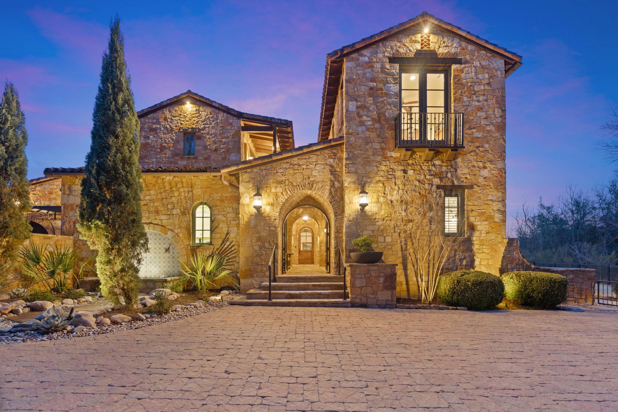 119 Plaza Escondido Horseshoe Bay TX 78657