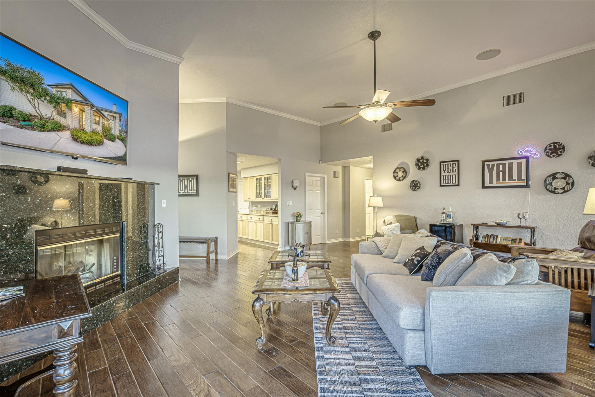 609 E Briarway Drive Granite Shoals TX 78654