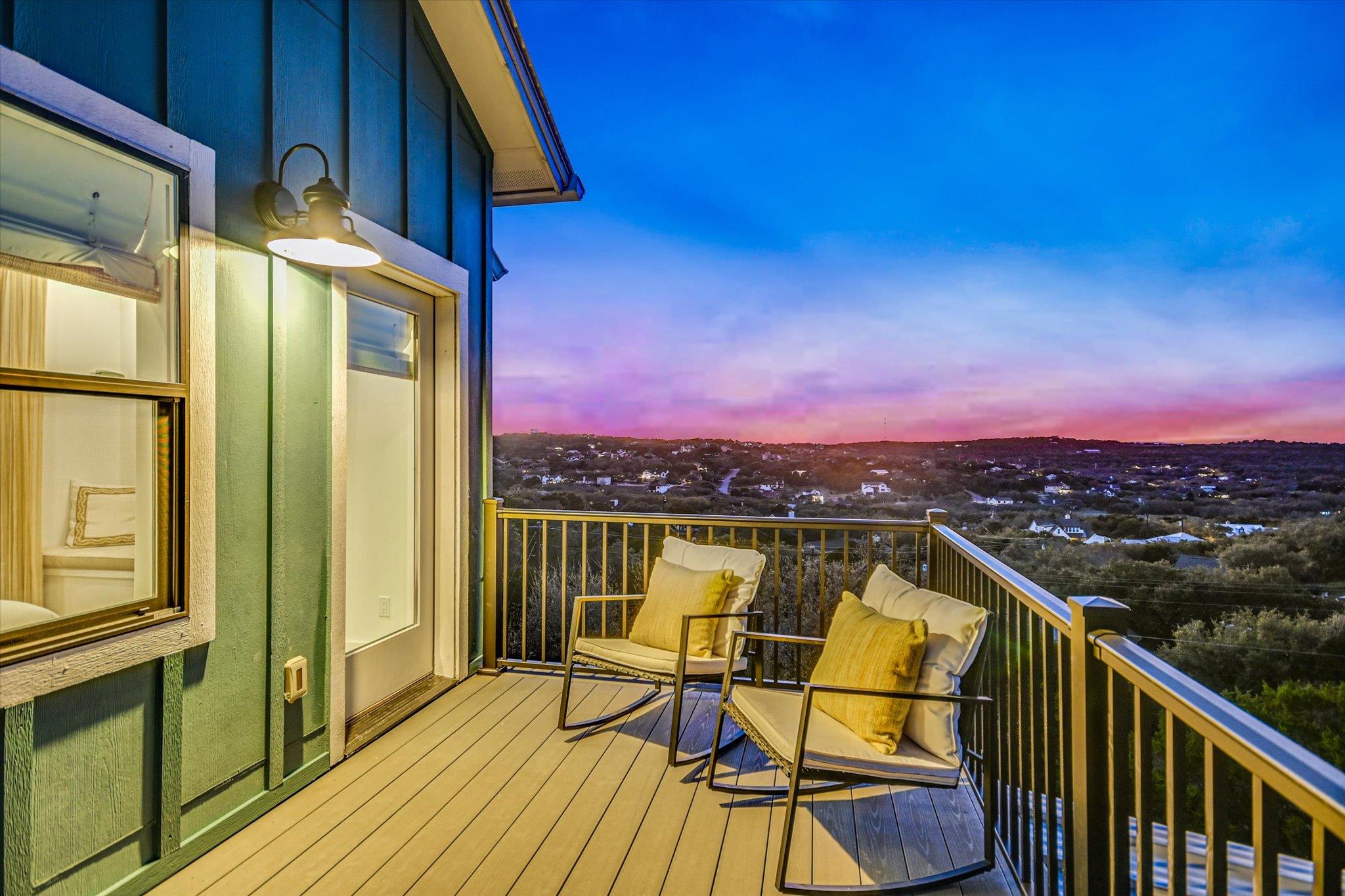211 Ronay Drive Spicewood TX 78669