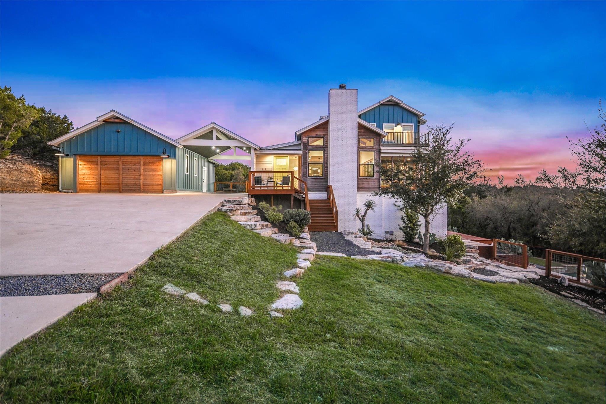 211 Ronay Drive Spicewood TX 78669