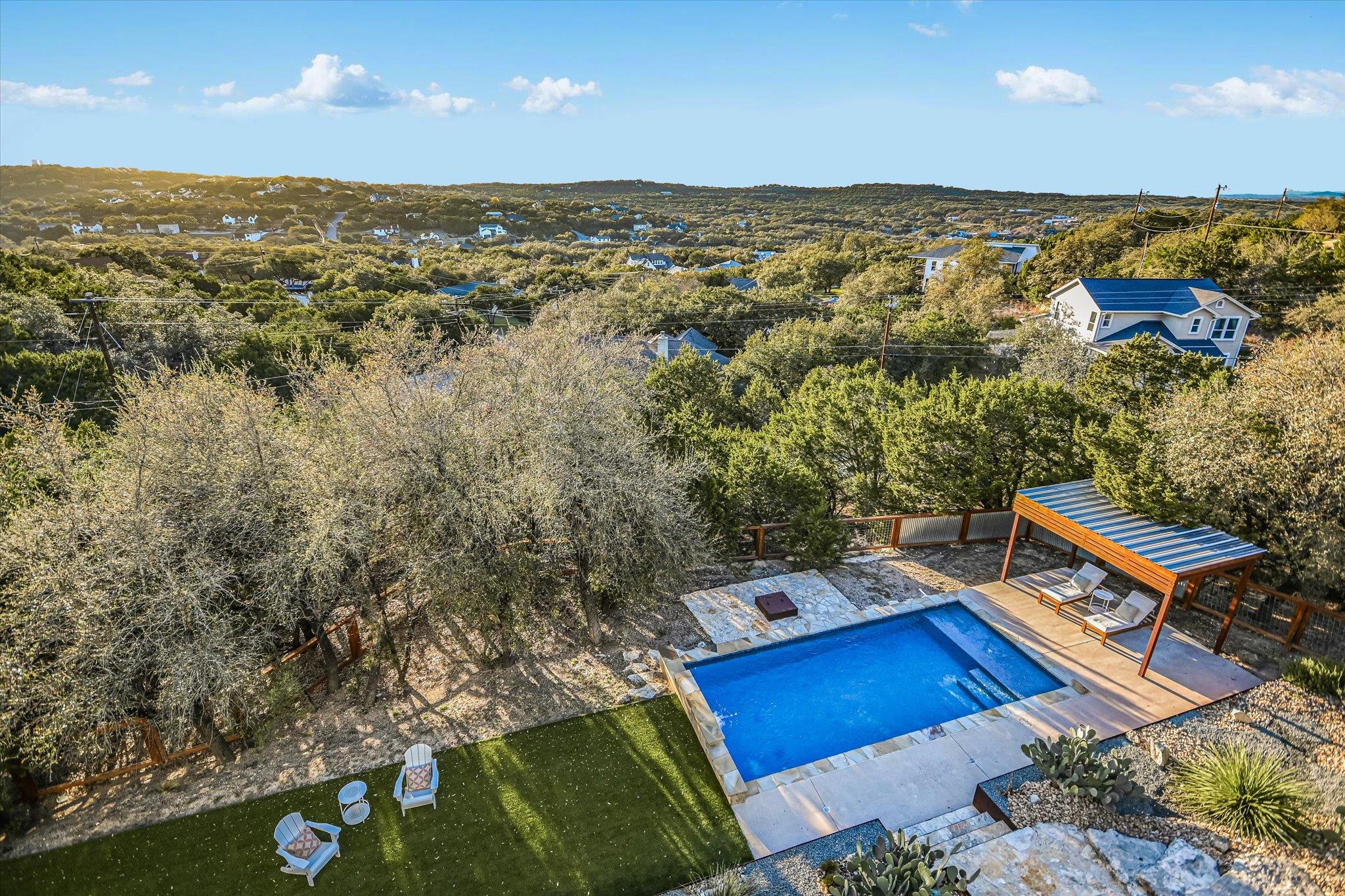 211 Ronay Drive Spicewood TX 78669