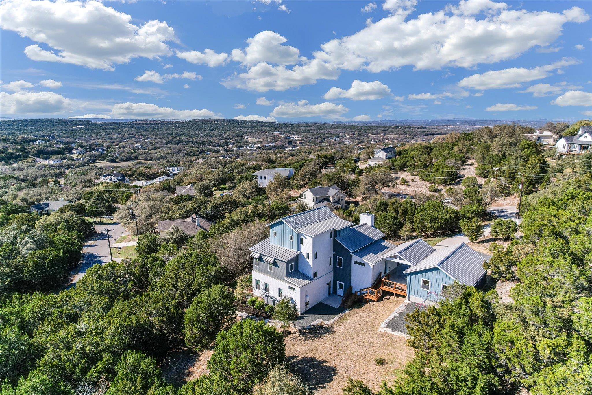 211 Ronay Drive Spicewood TX 78669
