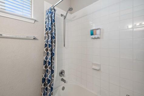 204 Rochester Lane Hutto TX 78634