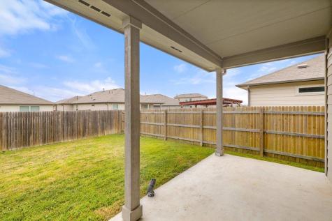 204 Rochester Lane Hutto TX 78634