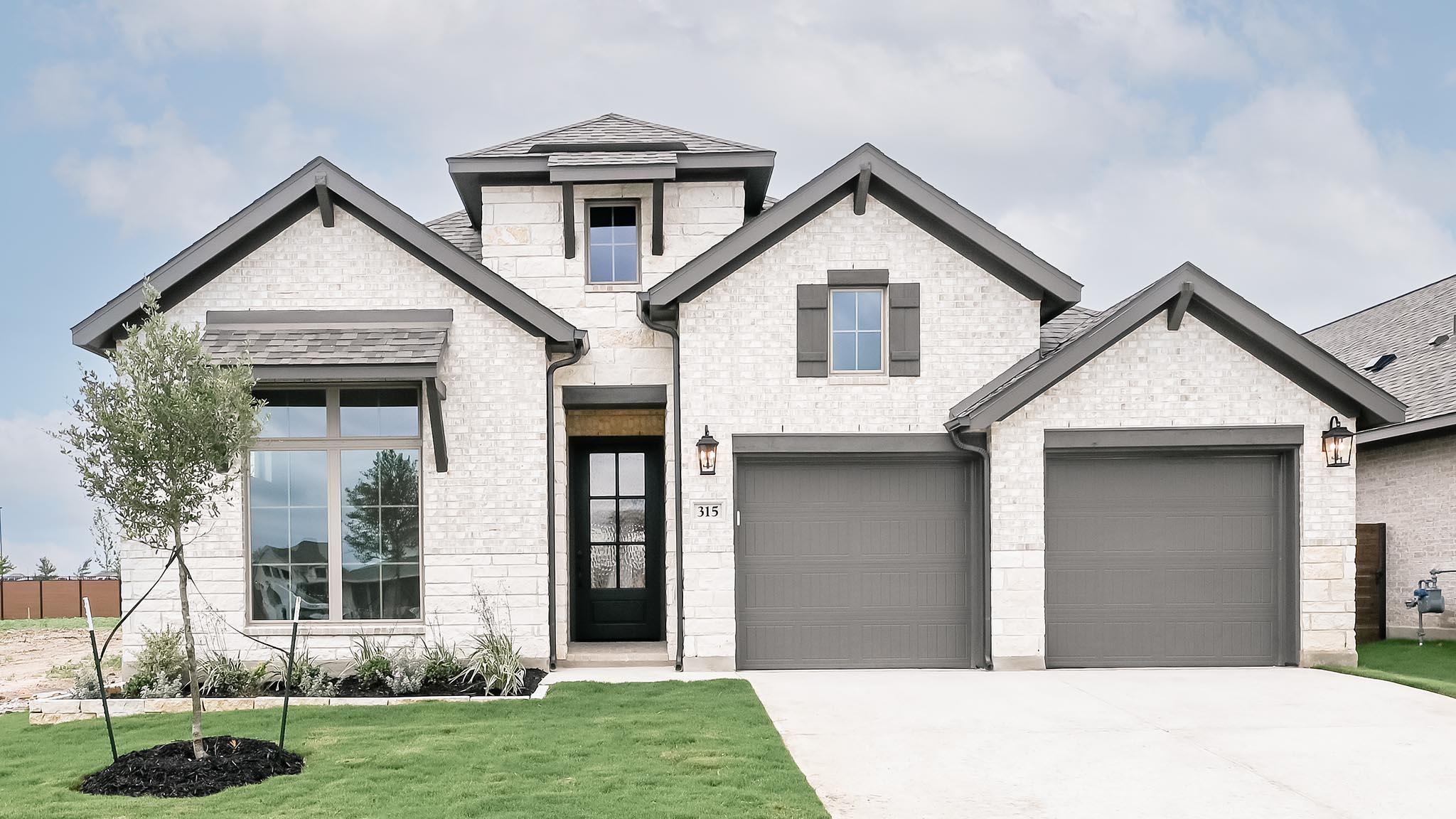 315 Foxfire Cove Lockhart TX 78644