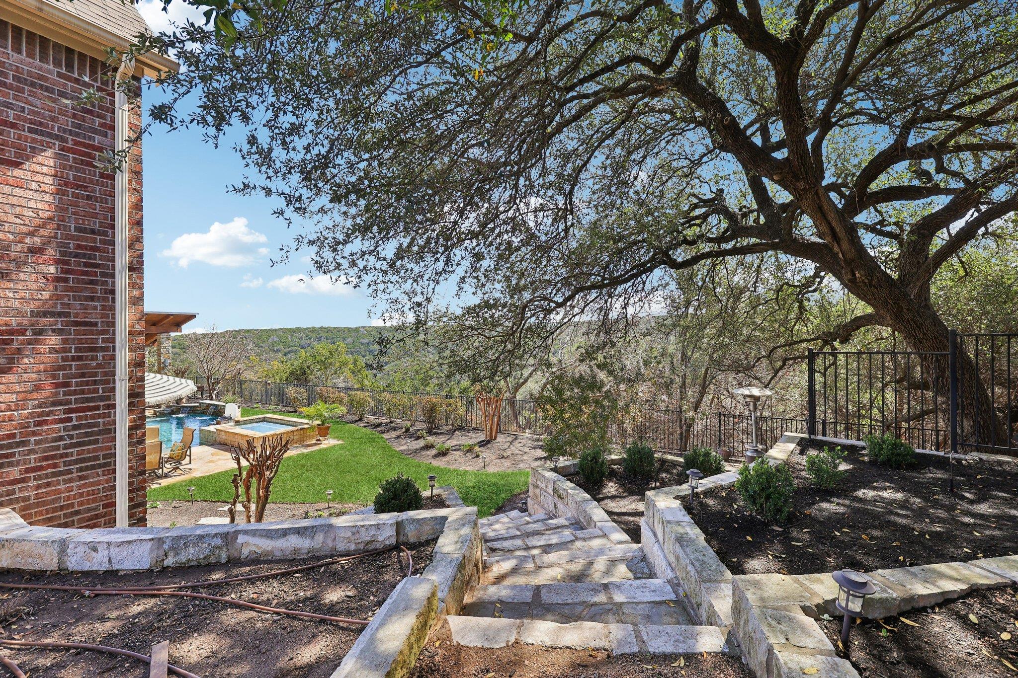 111 Vailco Lane Austin TX 78738