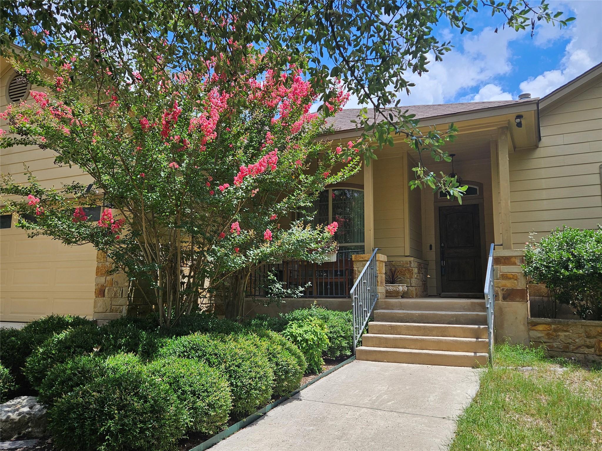 10033 Longhorn Skyway Dripping Springs TX 78620