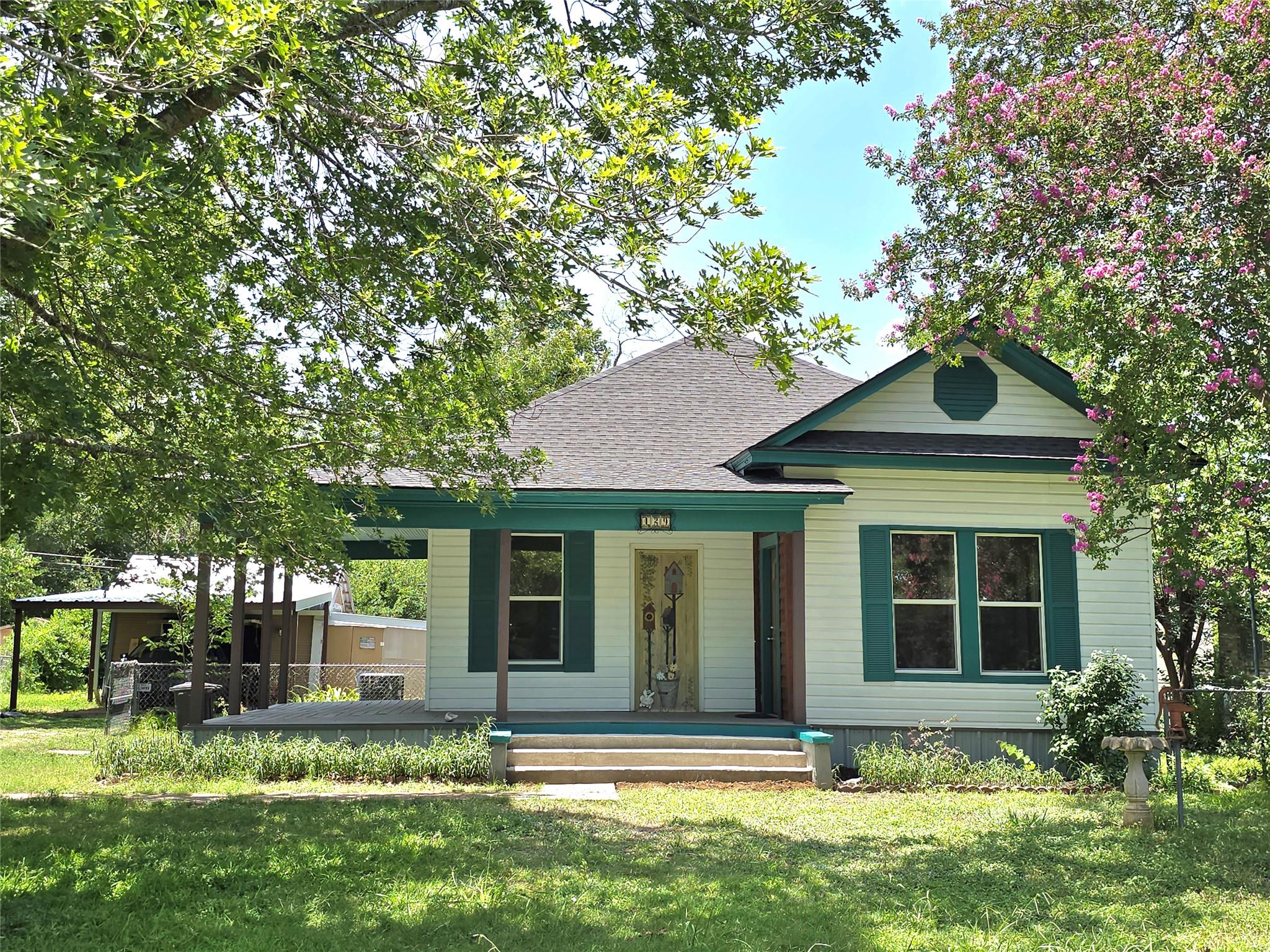 429 N Main Street Rockdale TX 76567