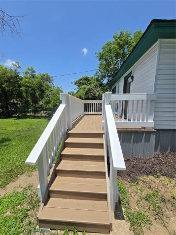 429 N Main Street Rockdale TX 76567
