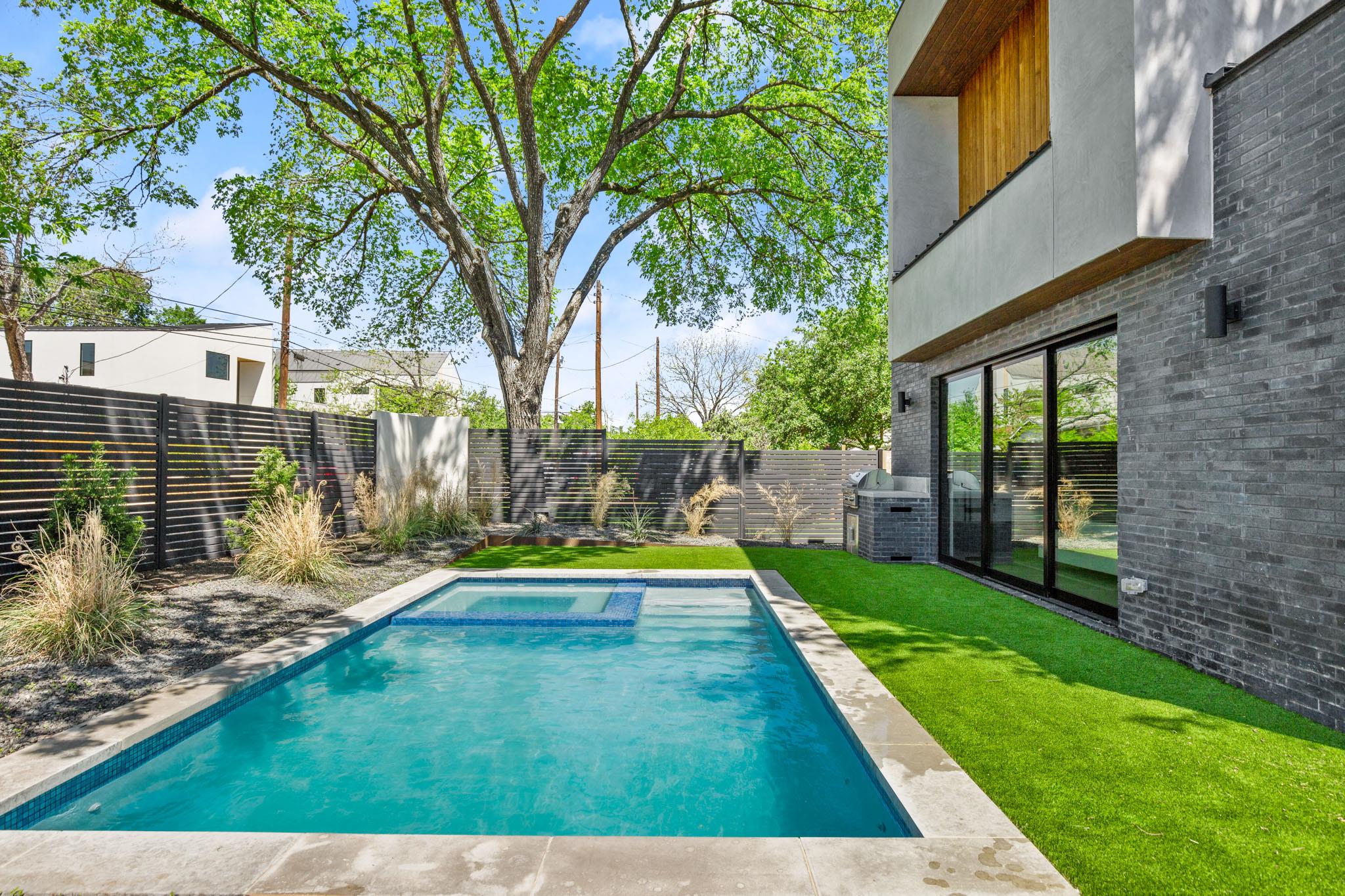 2215 S 3rd Street Austin TX 78704