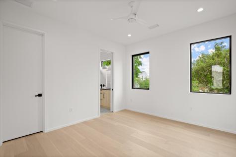 2215 S 3rd Street Austin TX 78704