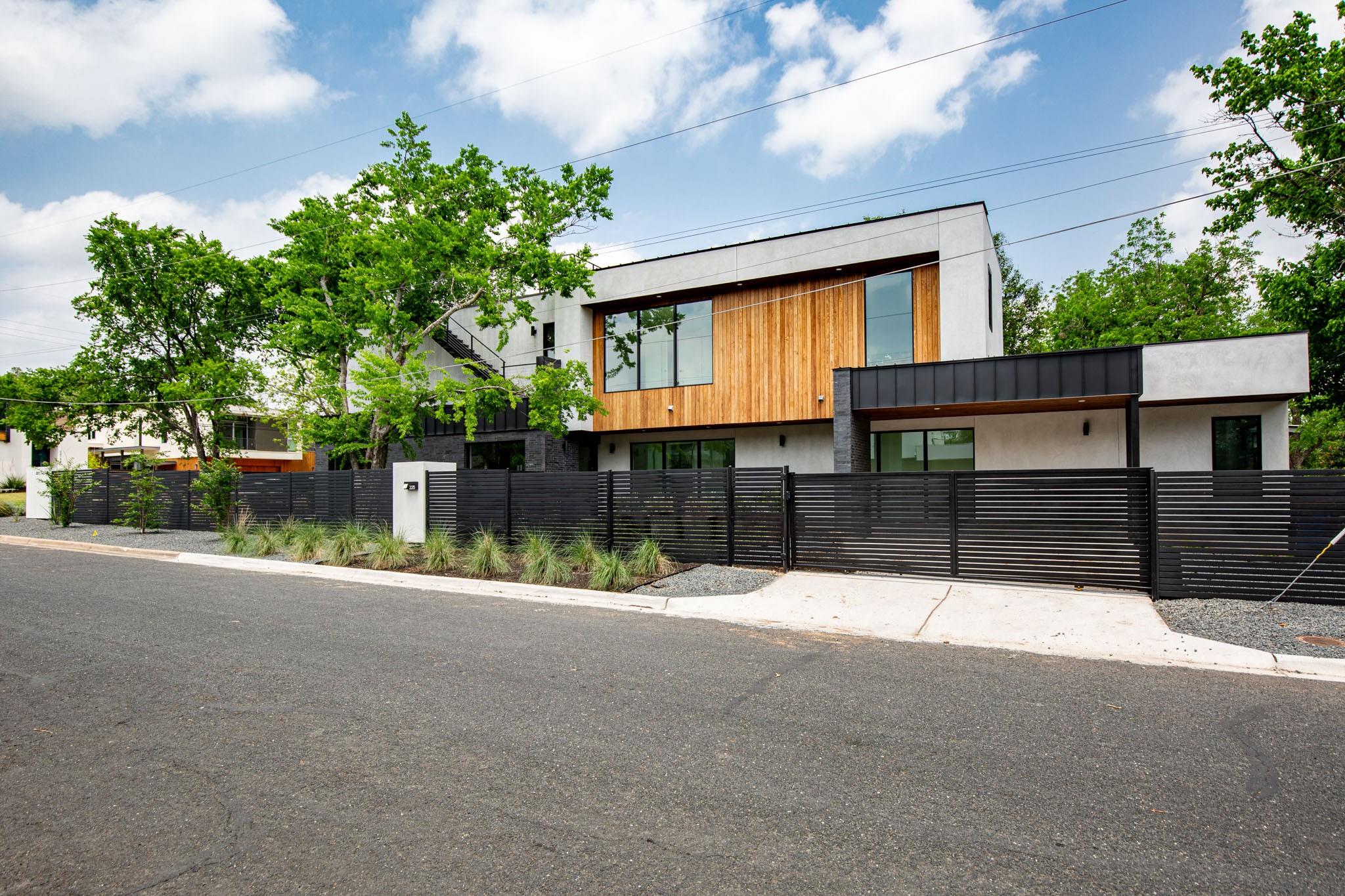 2215 S 3rd Street Austin TX 78704