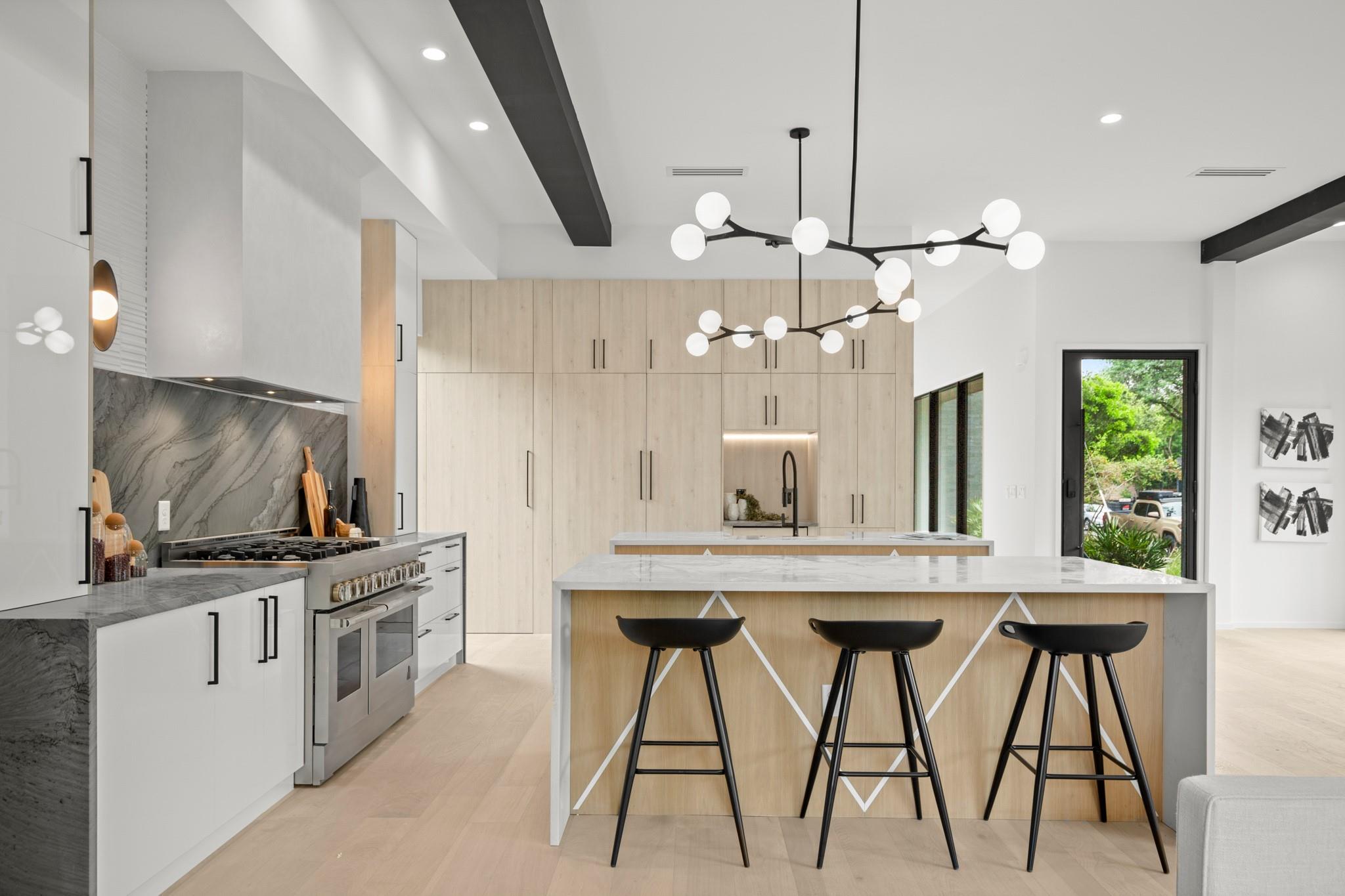 2215 S 3rd Street Austin TX 78704