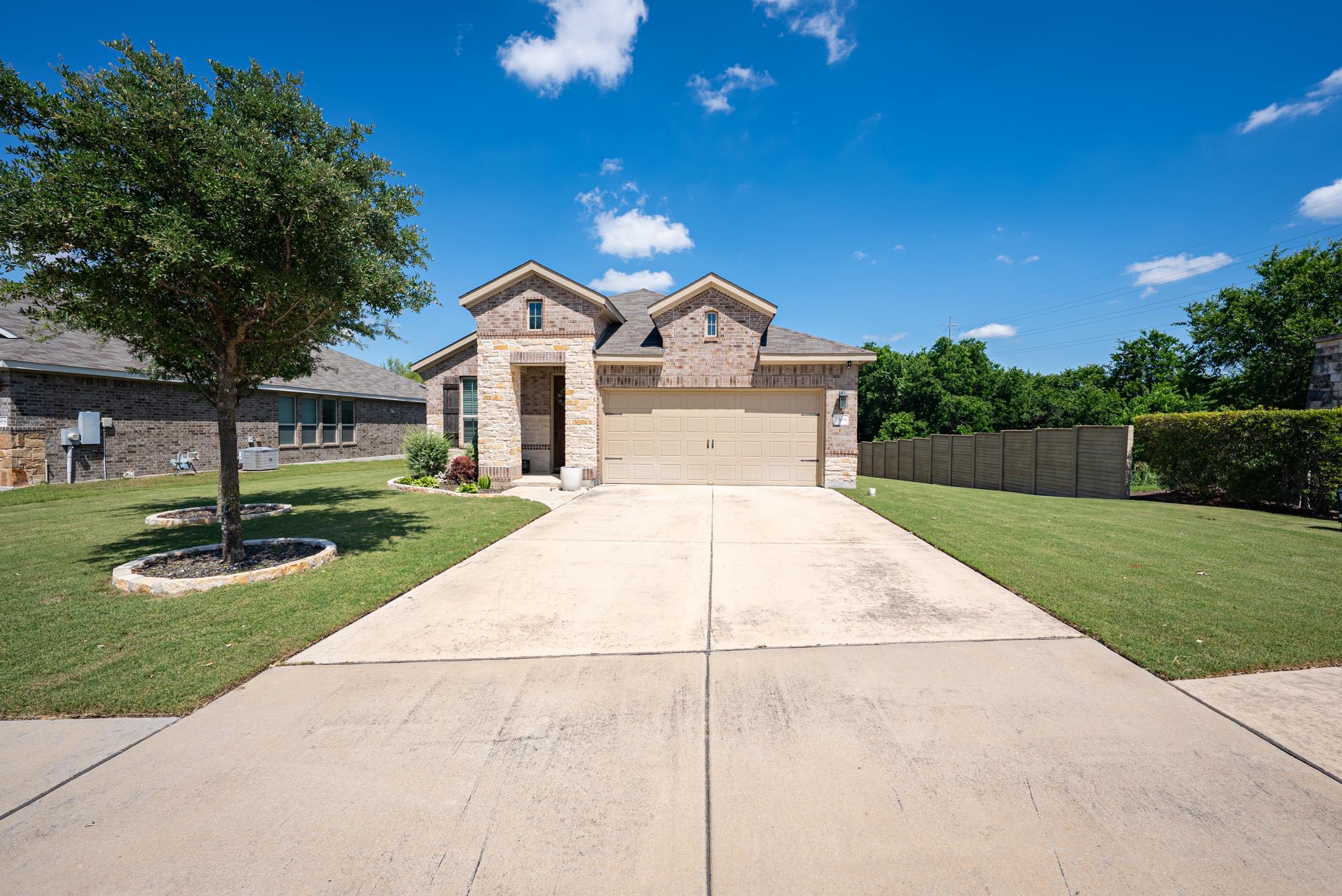 2508 Hat Bender Loop Round Rock TX 78664