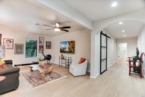 6327 Pathfinder Drive Austin TX 78759