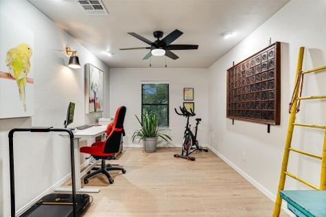 6327 Pathfinder Drive Austin TX 78759