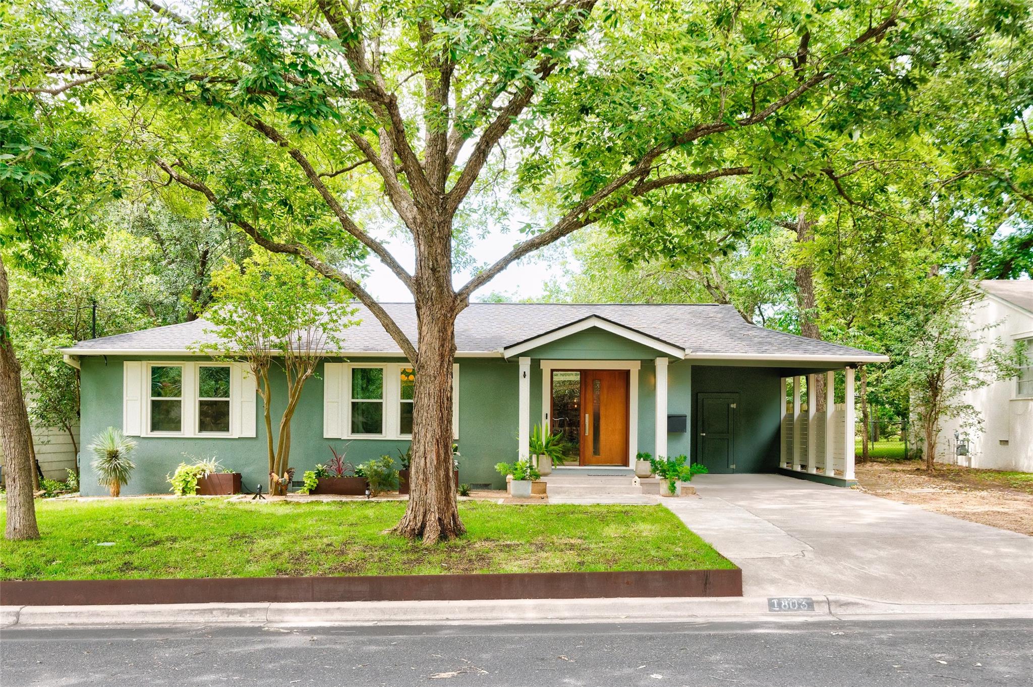 1803 Alguno Road Austin TX 78757