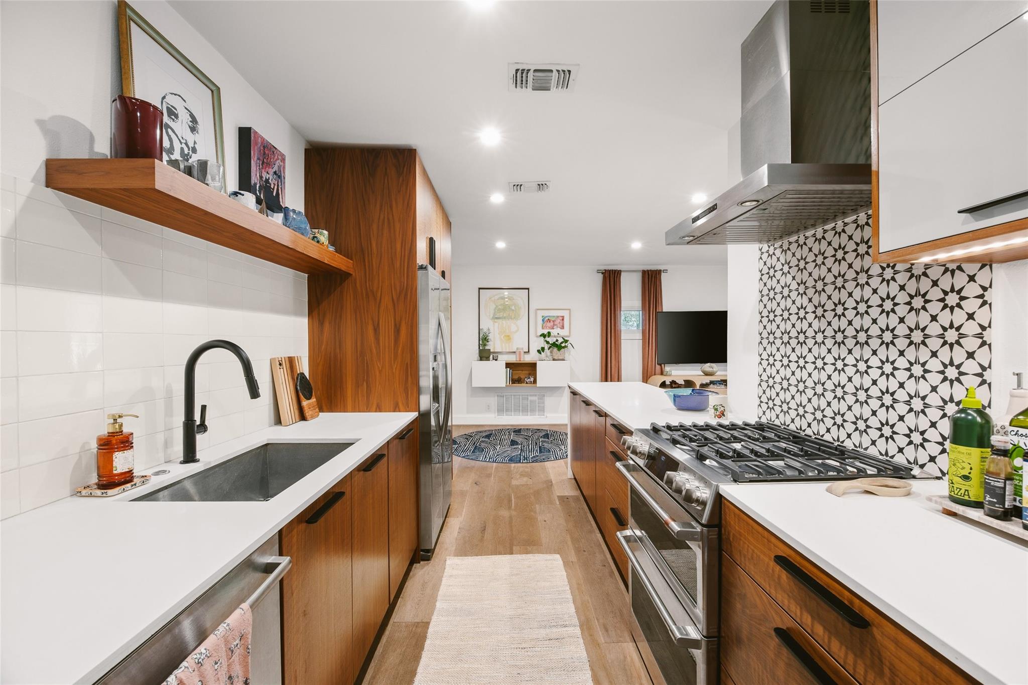 1803 Alguno Road Austin TX 78757