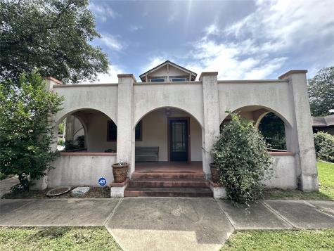 258 South Washington Street La Grange TX 78945
