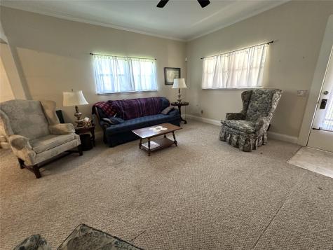 258 South Washington Street La Grange TX 78945
