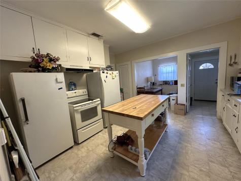 258 South Washington Street La Grange TX 78945