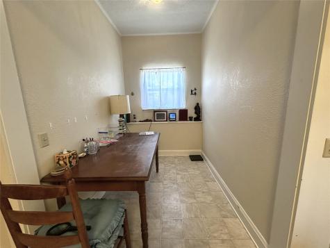 258 South Washington Street La Grange TX 78945