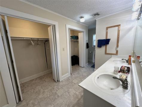 258 South Washington Street La Grange TX 78945