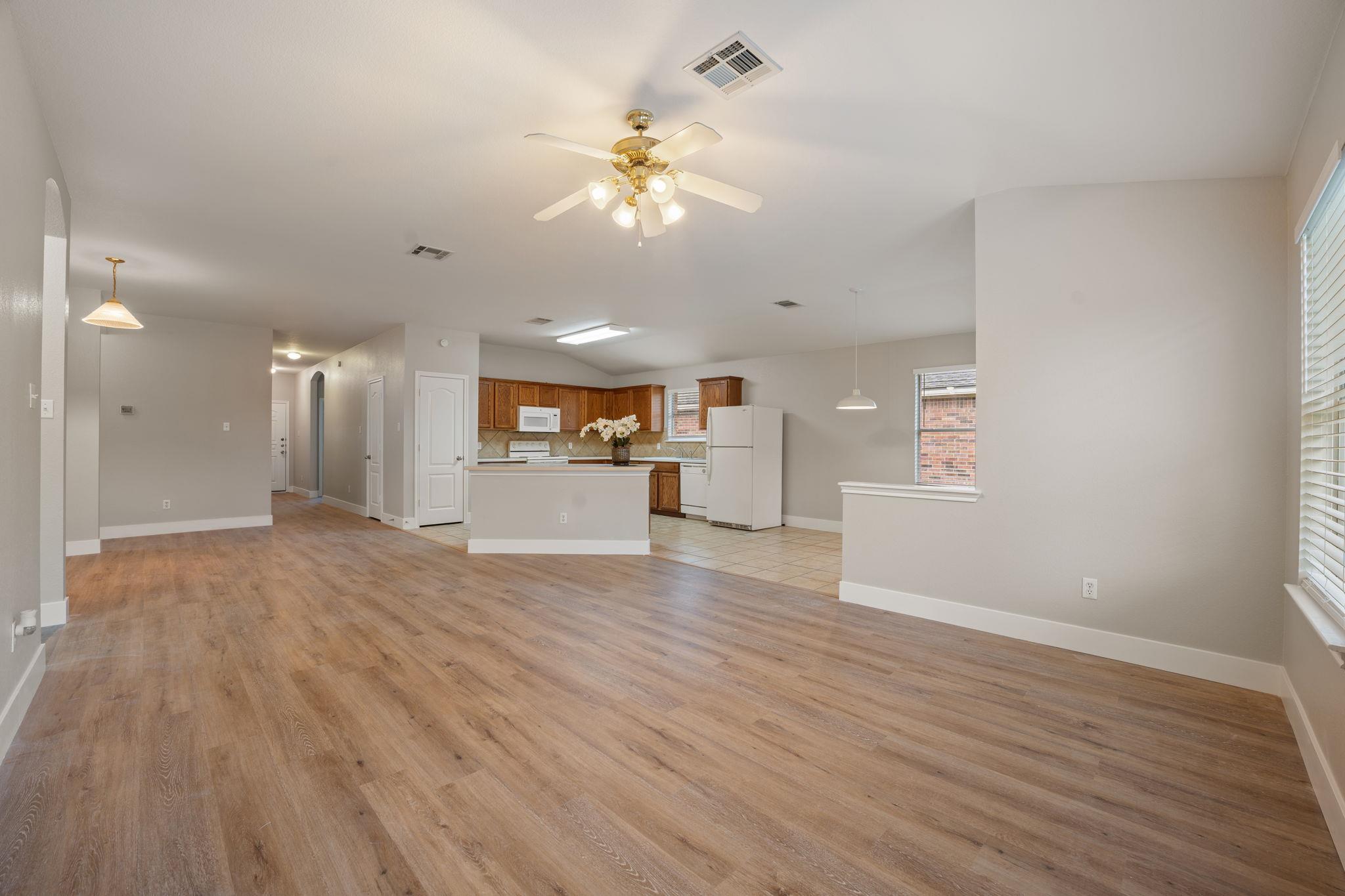 1056 Kenneys Way Round Rock TX 78665