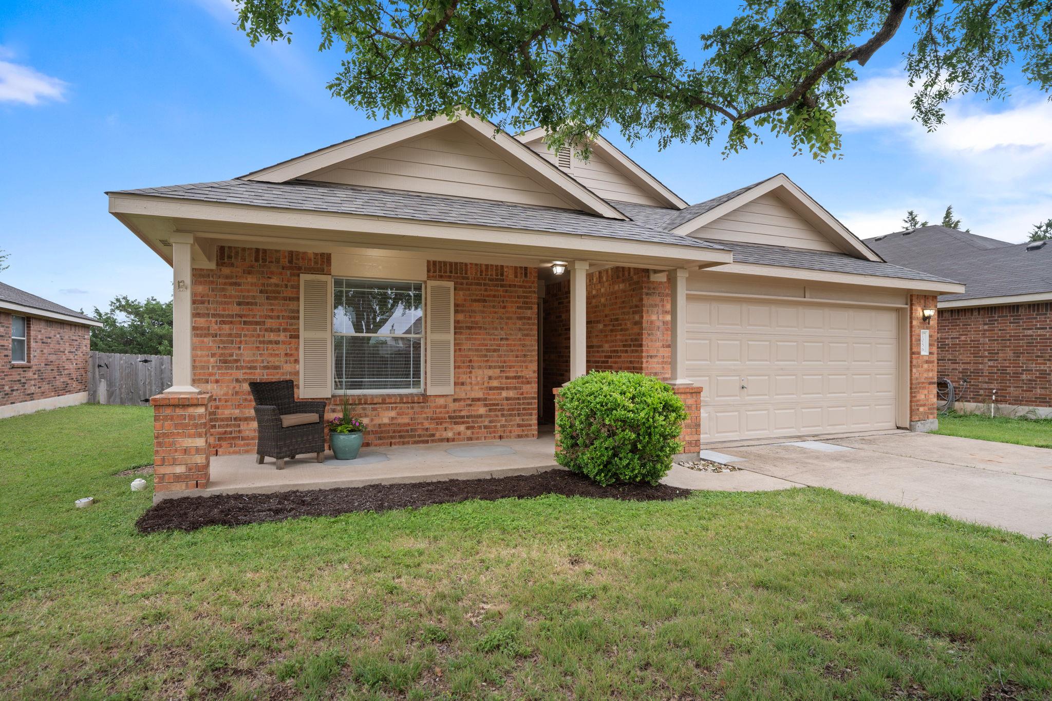 1056 Kenneys Way Round Rock TX 78665